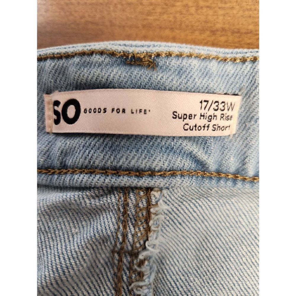 💕SO 17 Super High Rise Denim Shorts - Picture 4 of 5